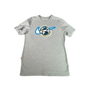 Nike Shirt Men's Size Small Gray Worldwide Globe Short Sleeve Swoosh Crew Neck